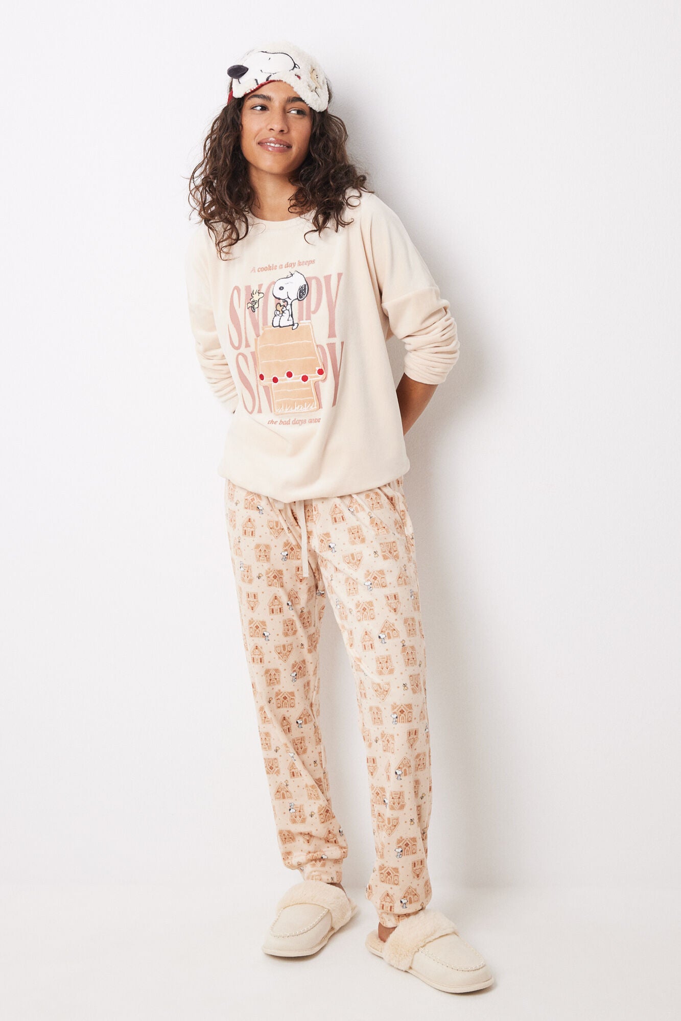 Snoopy long velvet pajamas