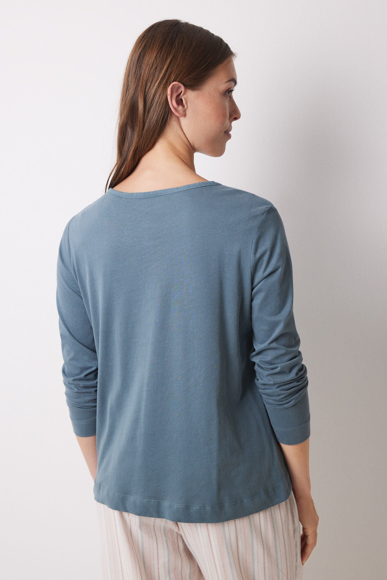 Green 100% cotton long-sleeved top