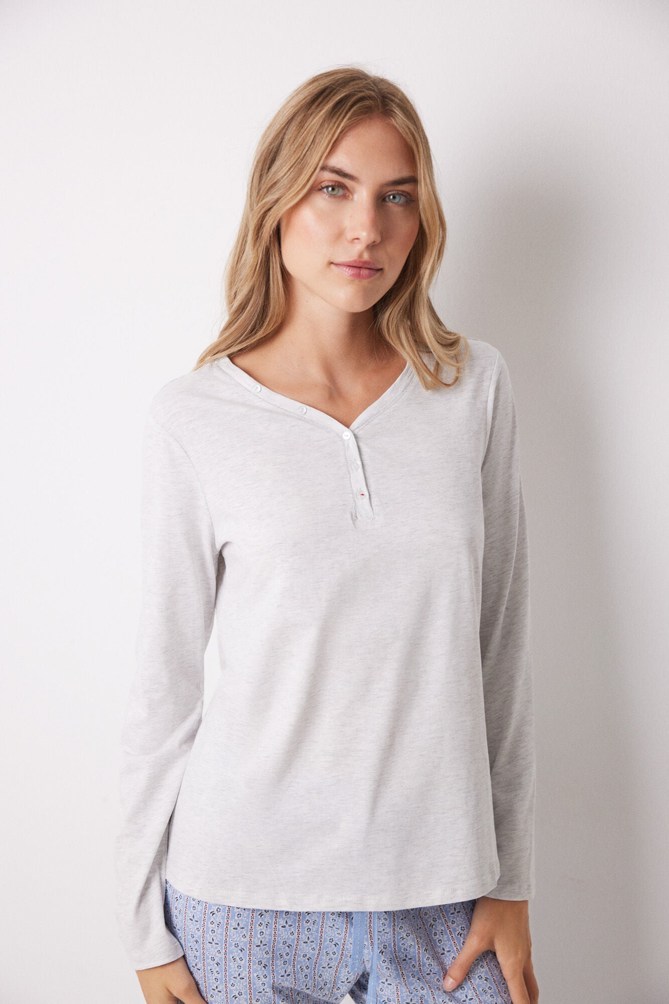 Grey long sleeve cotton t-shirt