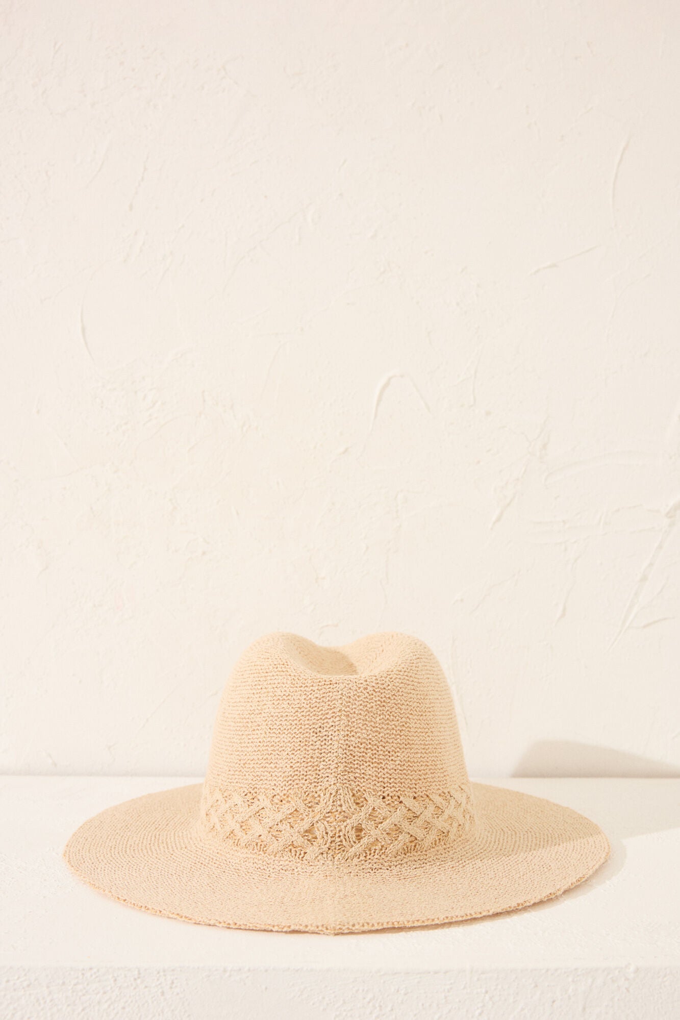 Shiny braided cotton hat
