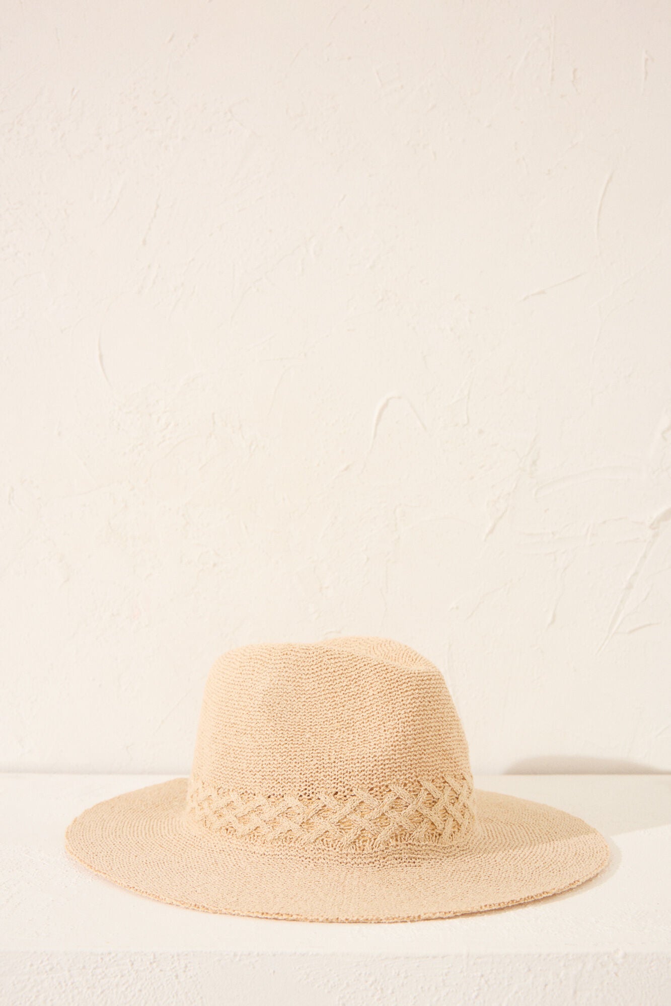 Shiny braided cotton hat