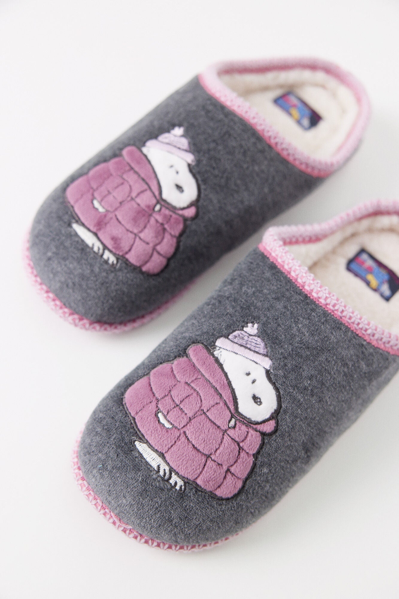 Grey Snoopy slippers